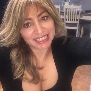 Meet your Posher, Francesca